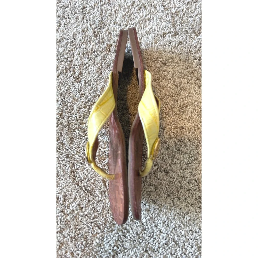 Tory Burch Thora Sandals Yellow Croc Embossed Leather Logo Thong Slides 7M
